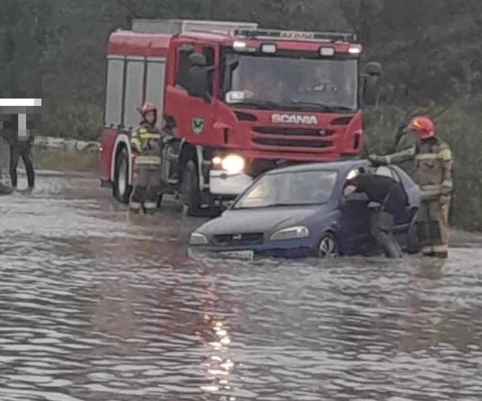 Dramat 41-latki w Jastrzębiu Zdroju. Wielka woda porwała kobietę