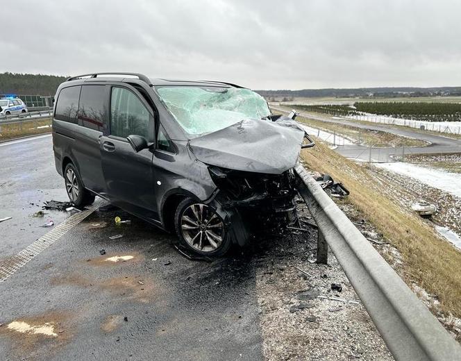 Straszny wypadek na S5 pod Bydgoszczą. Zdjęcia z materiałów policyjnych