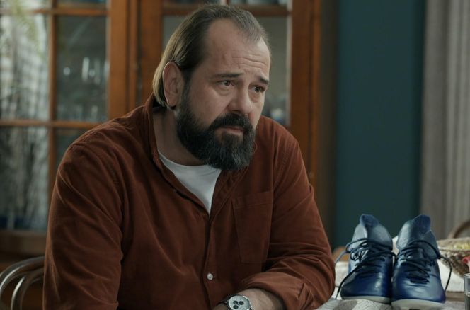 Barwy szczęścia, odcinek 3255. Borys (Jakub Wieczorek), Romeo (Jacek Tyszkiewicz)