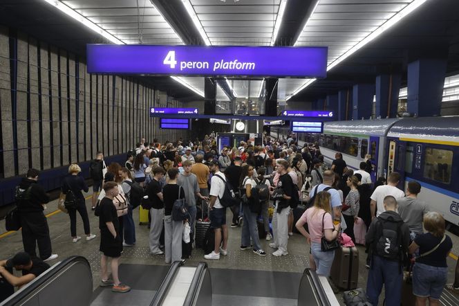 Pierwszy pociąg do Rijeki odjechał z Warszawy! Tłumy pasażerów. Wszystkie miejsca zajęte
