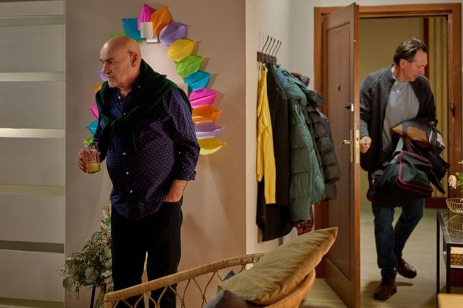 Na Wspólnej odc. 4034: Roman (Waldemar Obłoza), Edward (Wojciech Skibiński)