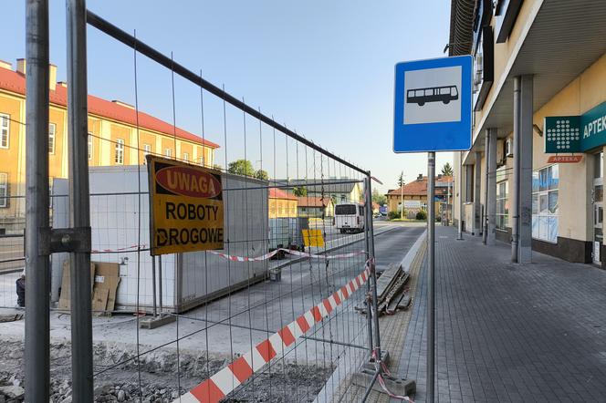 Naprawa peronu zatoki autobusowej przy ul. Szkotnik w Tarnowie