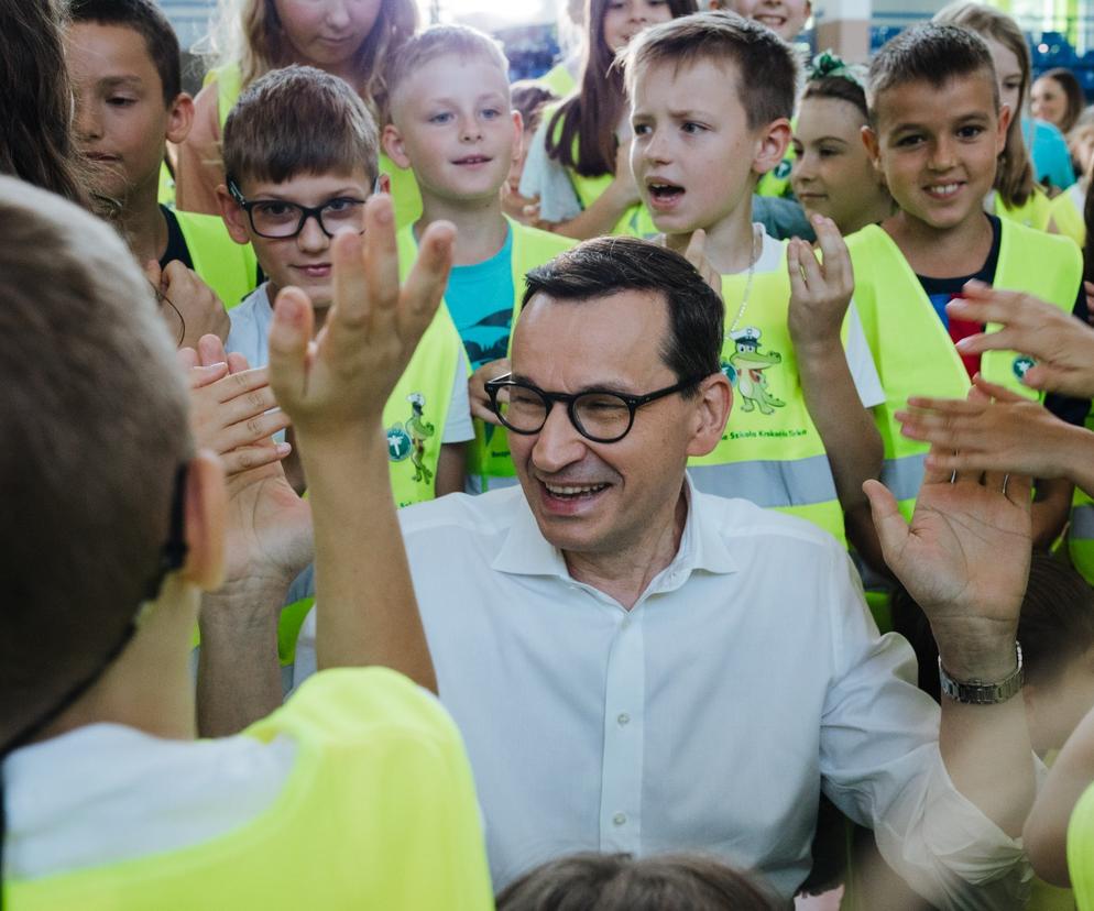 Premier spotkał się z uczniami