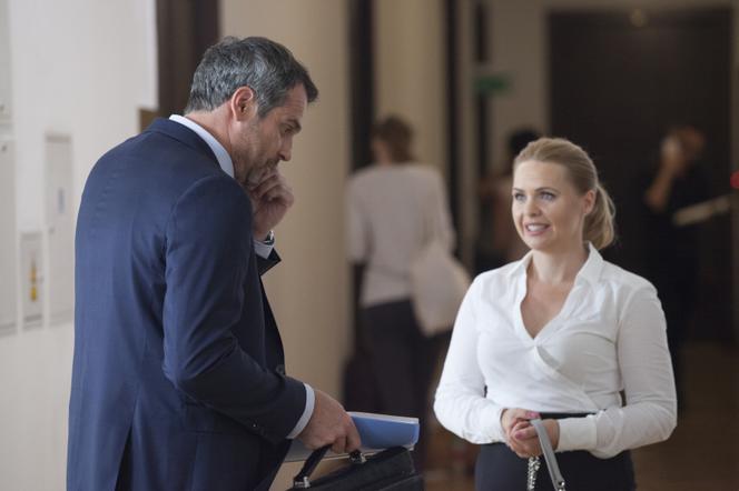 Przyjaciółki 8 sezon, Anka (Magdalena Stużyńska), Wiktor (Paweł Deląg)