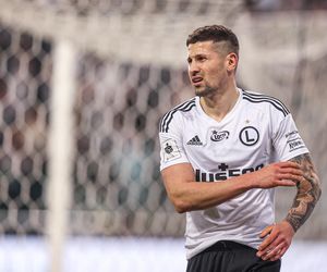 Legia lepsza od Widzewa w klasyku ligi. Zdecydowała złota główka Pawła Wszołka [WIDEO]