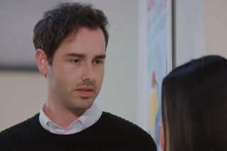 Miłość i nadzieja, odcinek 303. Sila, Levent