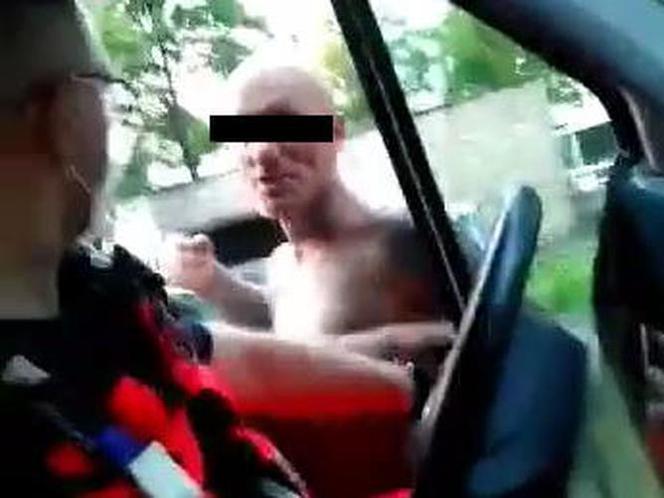 Atak na karetkę w Rudzie Śląskiej [ZDJĘCIA]