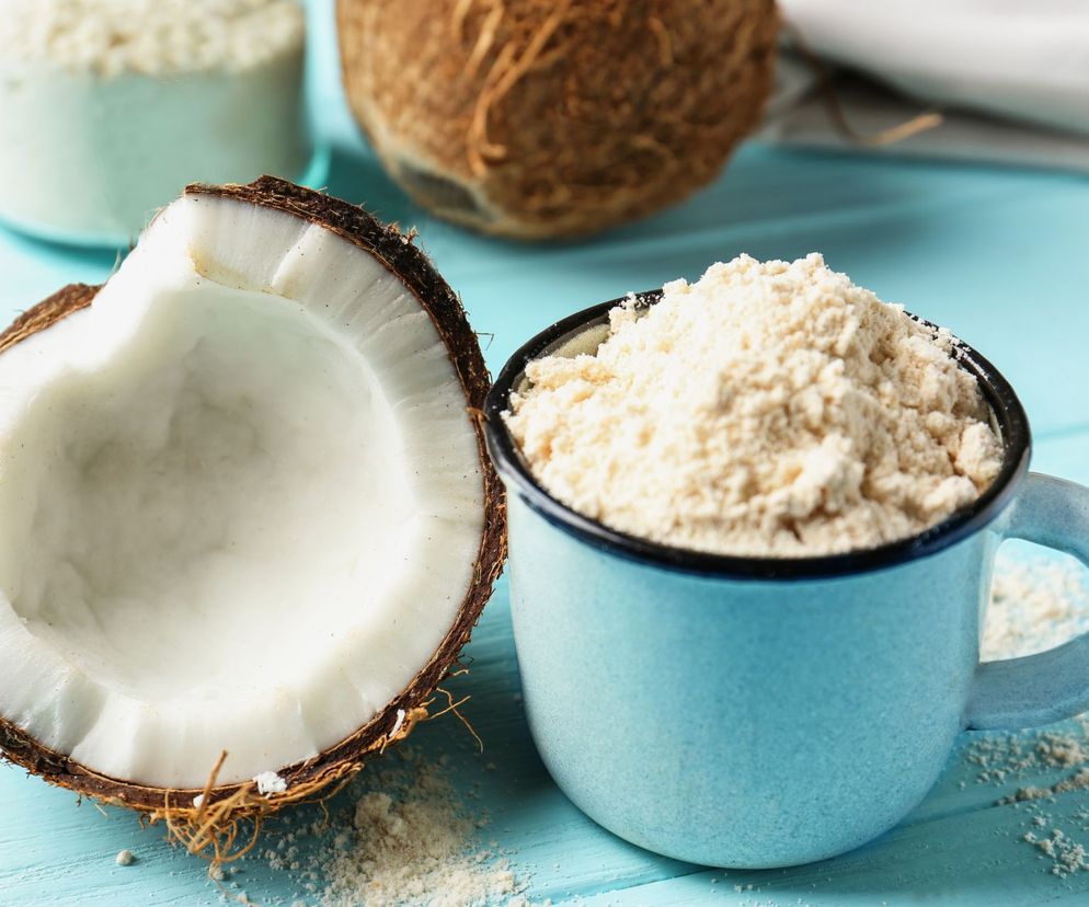 Co zrobić z mąki kokosowej? 8 najlepszych przepisów na dania z mąki z kokosa