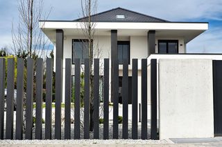 Nie rób tego przed domem, bo słono zapłacisz. Wiele osób popełnia ten błąd