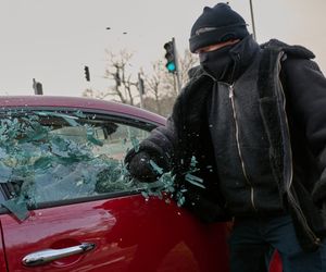 Na Wspólnej odc. 3998: Złodziej