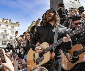 Jared Leto naśmiewa się z osób, które domagają się od 30 Seconds to Mars albumu rockowego