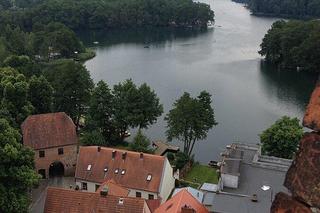 Zamek Joannitów w Łagowie - zobacz zdjęcia zamku i pięknego dziedzińca