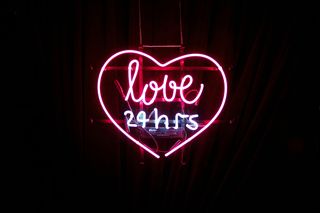 Śliczne kartki na walentynki + romantyczne GIF-y, grafiki, obrazki do wysłania ukochanej bądź ukochanemu