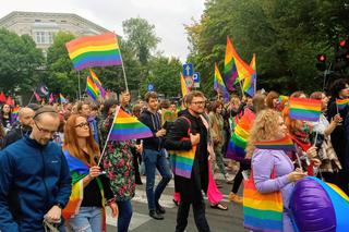 Marsz Równości 2022 w Szczecinie. Tęczowy korowód przejdzie ulicami miasta w rytmie... Lady Gagi