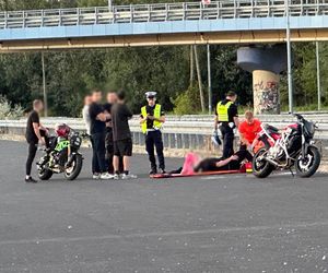 Motocyklista popisywał się na drodze