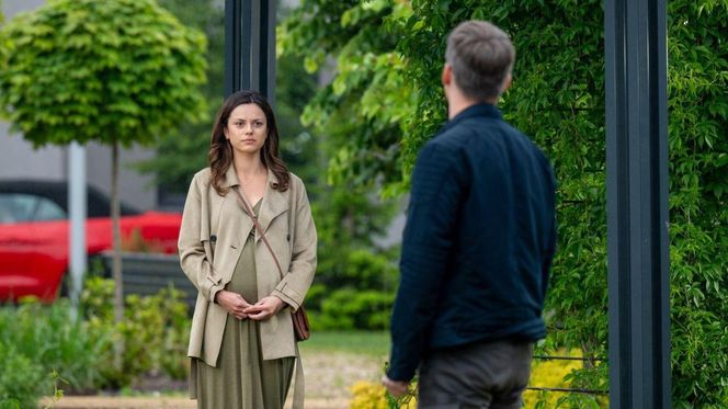 M jak miłość odc. 1880.  Jakub Karski (Krzysztof Kwiatkowski), Kasia (Paulina Lasota)