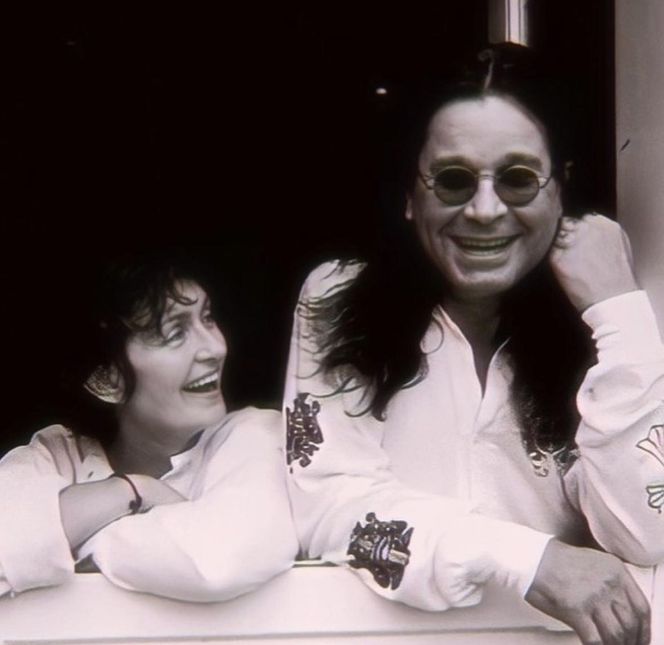 Miłość, która przetrwała piekło. Historia Ozzy’ego i Sharon Osbourne – toksyczna, szalona i prawdziwa