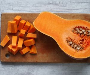 Tych gatunków dyni nie trzeba obierać. Ich skórka jest jadalna, miękka i delikatna