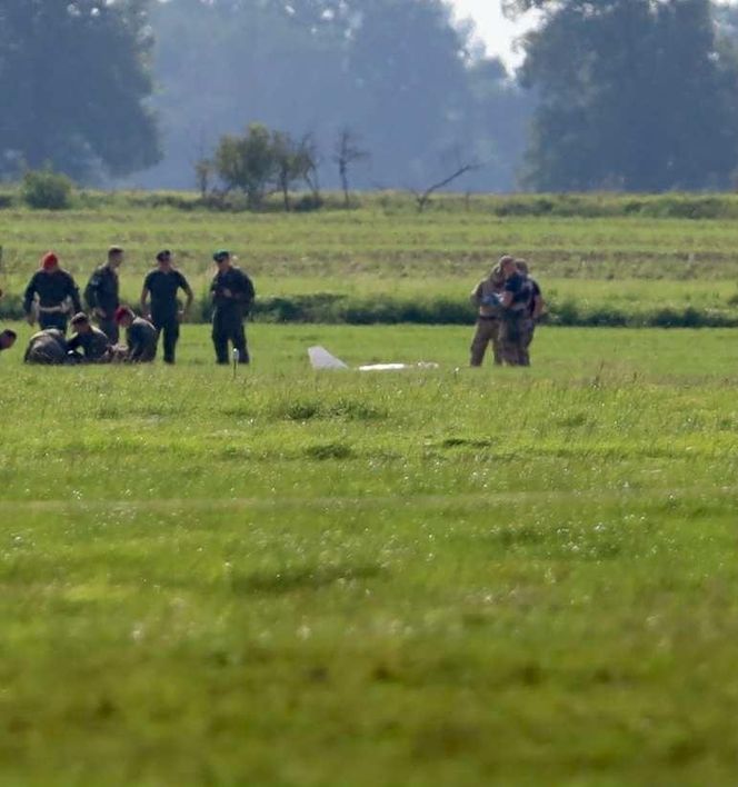 Dron runął na pole rolnika pod Elblągiem