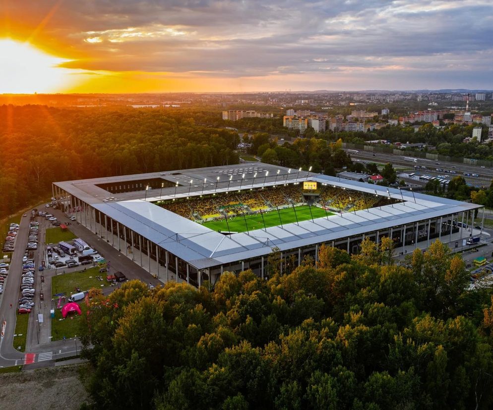 Arena Katowice to kompleks obiektów sportowych i hotelowo gastronomicznych
