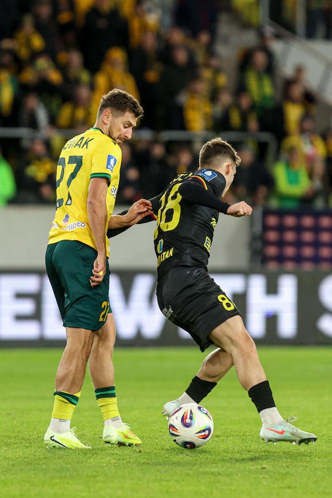 Mecz GKS Katowice - Korona Kielce. Ponad 12 tysięcy kibiców zobaczyło heroiczne zwycięstwo