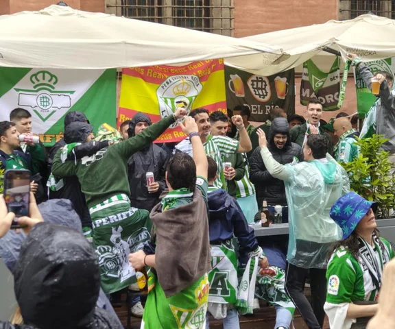 Gorąco na ulicach Wrocławia. Finał Ligi Konferencji coraz bliżej
