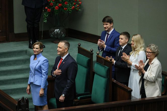 Marta Nawrocka cała na niebiesko zachwyciła w Sejmie  