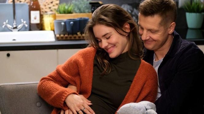 M jak miłość odc. 1862. Franka (Dominika Kachlik), Paweł (Rafał Mroczek)