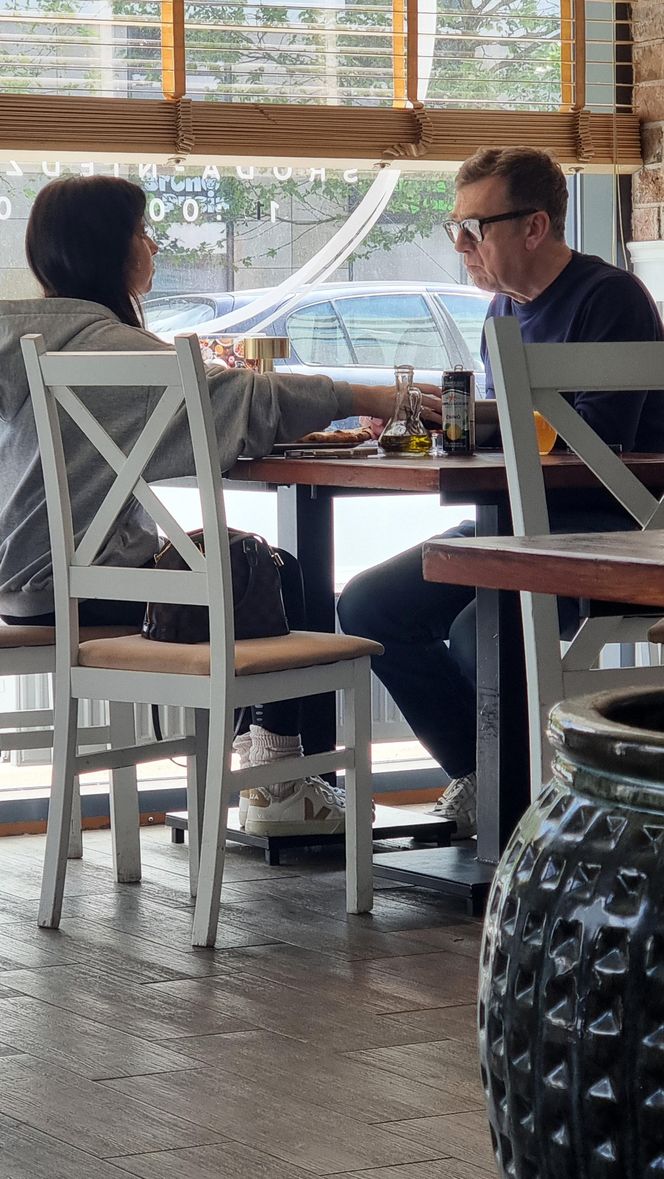 Maciej Orłoś i Paulina Koziejowska zjedli pizze, a potem poszli na rehabilitację