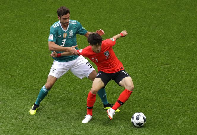 Grupa F: Mecz Korea Płd-Niemcy.  Jonas Hector i Lee Jae-sung