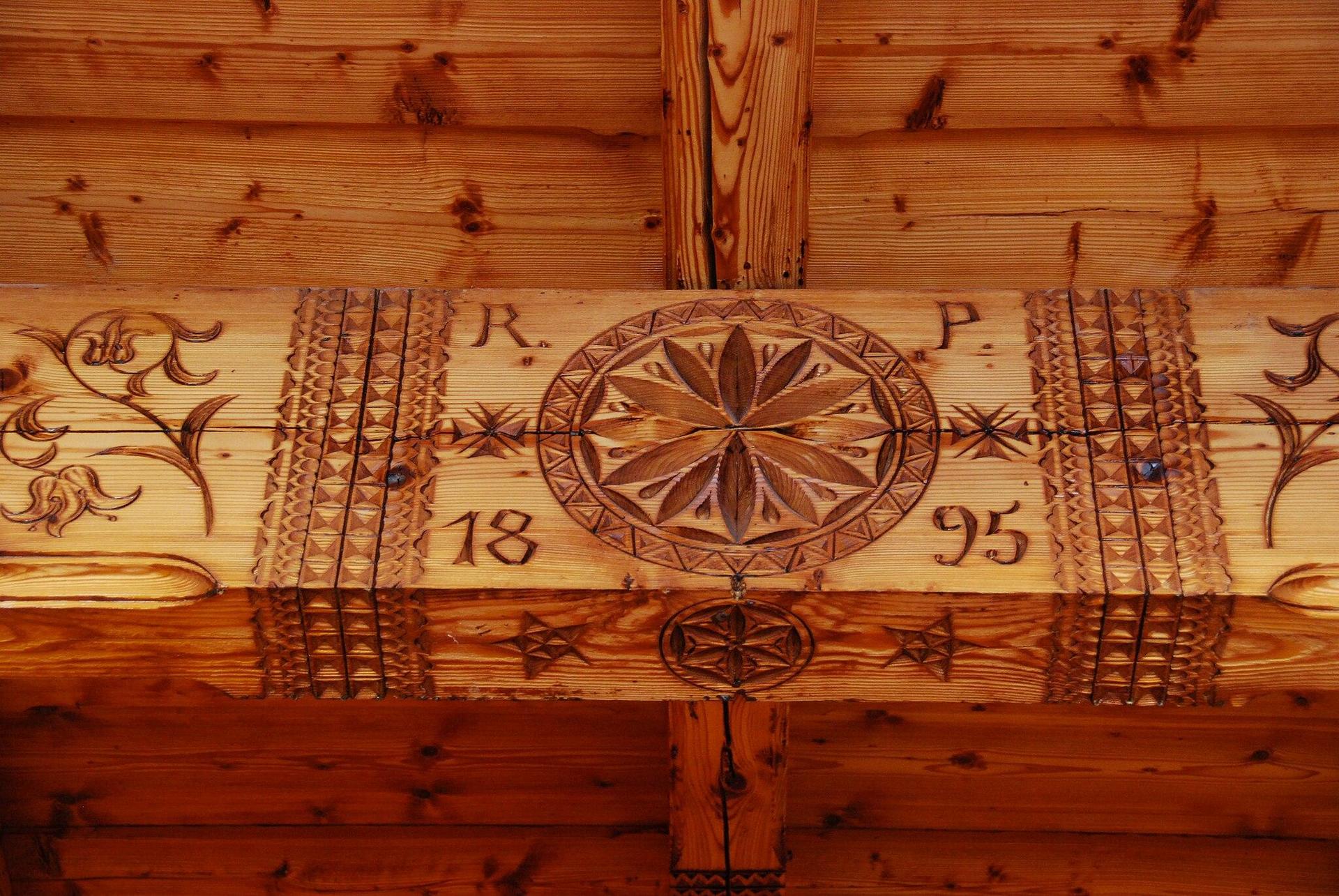 Willa „Oksza” w Zakopanem. To arcydzieło architektury. Wznieśli ją góralscy cieśle w najpiękniejszej części Małopolski