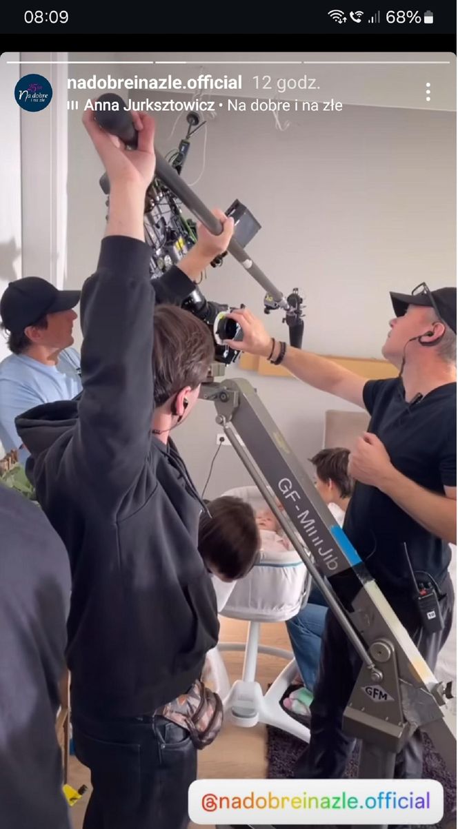 Na dobre i na złe nowy sezon. Kubuś (Wiktor Trojan), Blanka (Pola Gonciarz), Nina (Rita Sobocińska) na planie