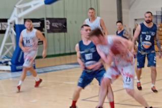 Charytatywna Bitwa Miast Poznań kontra Bydgoszcz. Gwiazdy grały w koszykówkę