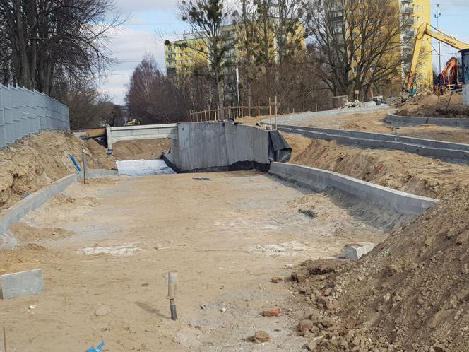 Trwa budowa przejścia pod torami na ul. Jeziornej w Olsztynie