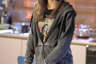 Pierwsza miłość - Melka to jedna z głównych postaci serialu. Jak wyglądała Ewa Jakubowicz, która wciela się w bohaterkę, 10 lat temu?