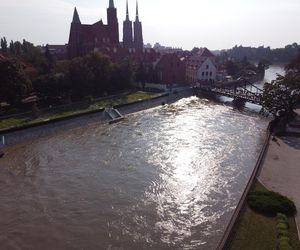 Wrocław. Fala w centrum miasta.