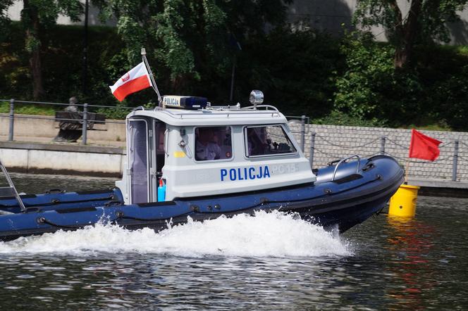 Obchody Święta Policji na Wyspie Młyńskiej w Bydgoszczy