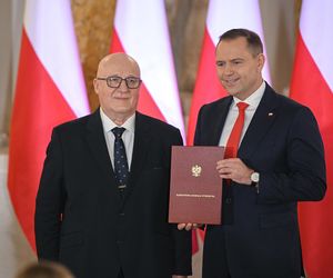 Karol Nawrocki odebrał uchwałę o wyborze na urząd prezydenta. Uroczystość na Zamku Królewskim