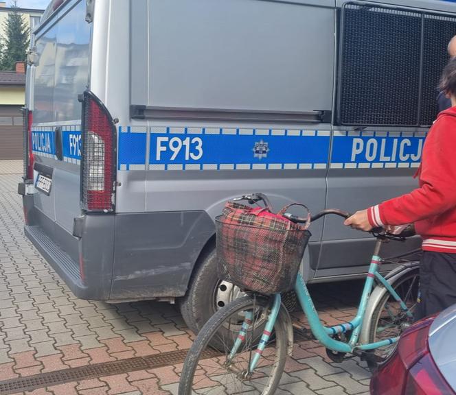 Zelów: Rowerzystka z prawie 3 promilami. Jechała wężykiem na oczach policjantów