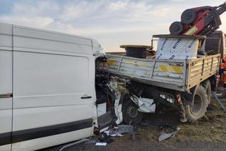 Wypadek na A1 w Kujawsko-Pomorskiem. Dwie osoby ranne - zdjęcia z miejsca zdarzenia