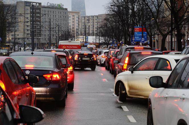  Drogowy paraliż w Warszawie. Miasto stanęło 