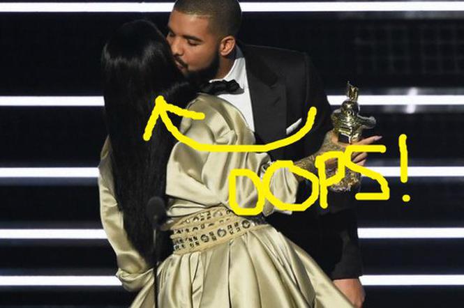 Rihanna i Drake na MTV VMA 2016 - wpadka - Drake próbował pocałować Rihannę
