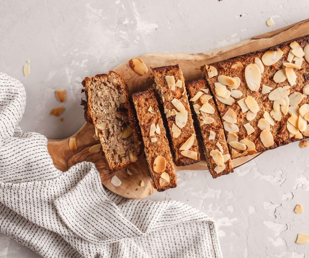 chleb z mąki migdałowej