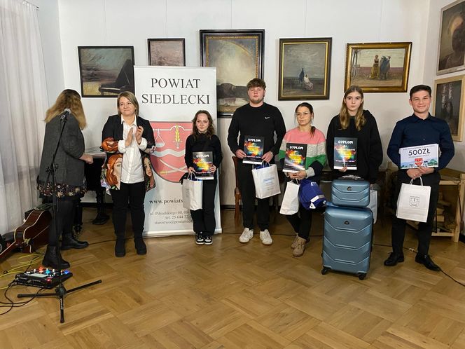 Laureaci konkursu fotograficznego „Przyjaźń bez barier” nagrodzeni