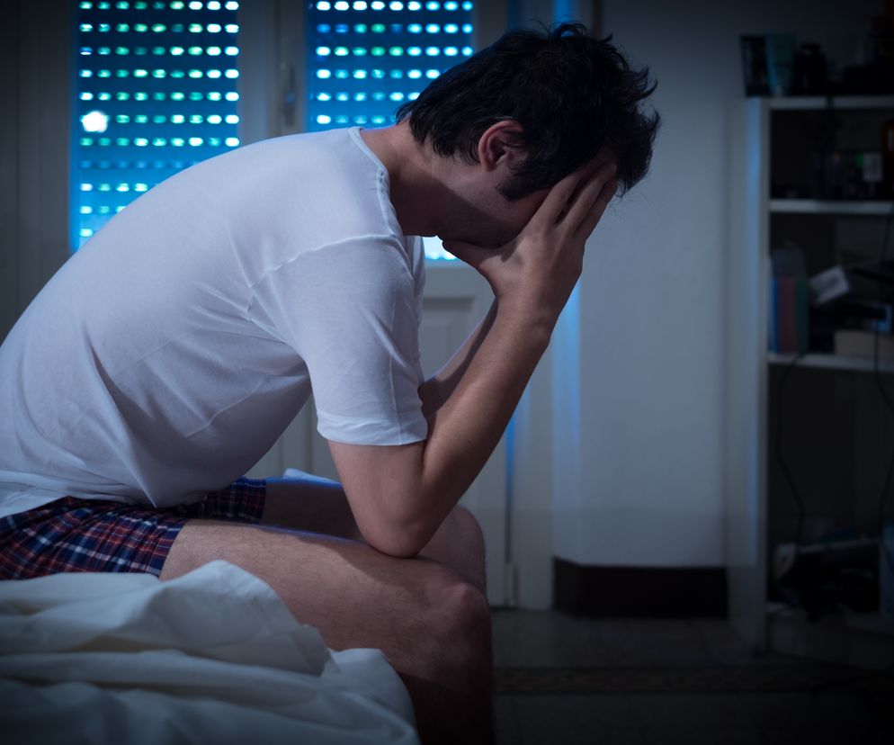 Ten objaw pojawia się tylko w nocy. Może zwiastować poważne problemy z wątrobą