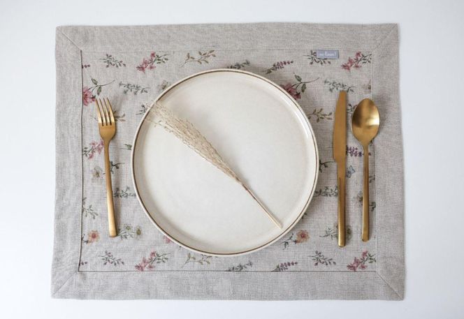 Podkładki pod talerze