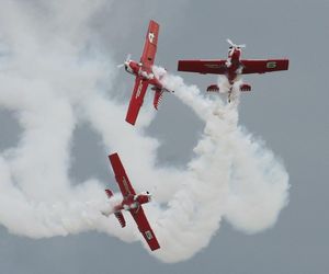 Tragedie, które na zawsze zmieniły polskie lotnictwo. Miasto trzy razy musiało opłakiwać swoich bohaterów