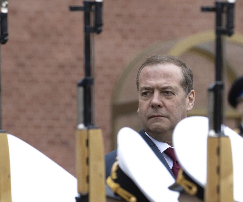 Miedwiediew straszy III wojną światową. Szokujące słowa