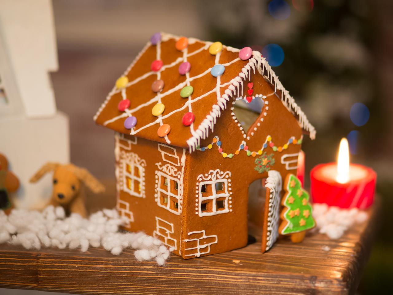 Piernikowy domek - jak zrobić chatkę z piernika dla dzieci?