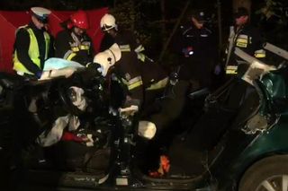 Karolina, Klaudia i Julia roztrzaskały się na drzewie. Młode piłkarki zginęły na miejscu